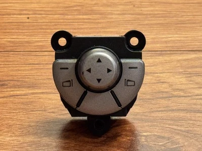 OEM 2005-2011 Mercedes-Benz R171 SLK280 SLK350 Side Mirror Adjust Control Switch - Image 1 of 4