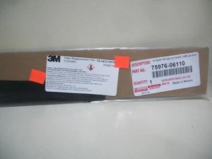 TOYOTA CAMRY 18 RAYAS PUERTA DELANTERA EXTERIOR LH NUEVO OEM - Imagen 1 de 1