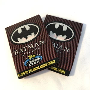 NEU 2 versiegelte Topps Stadium Club 1991 BATMAN KEHRT Premium Filmkarten 2 Packungen - Bild 1 von 12