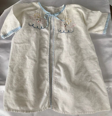 复古手工婴儿/娃娃长袍装扮礼服 ~ 法兰绒刺绣天使 (CC) — 第 1/4 张图片