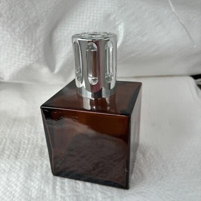 Lámpara Berger Paris Marrón Ámbar Vidrio Catalítico Hogar Fragancia Lámpara 3" Cuadrada Foto 1 de 4