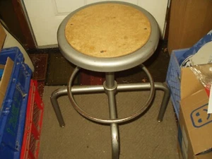 Vtg Industrial Stool adj Height Drafting Shop Stool rotates Brown tool - Picture 1 of 5