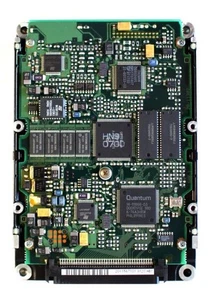Hdd 9.1gb scsi,9100j p/n hn91j016 rev 03-e,dec p/n rz1db-ca - Picture 1 of 1