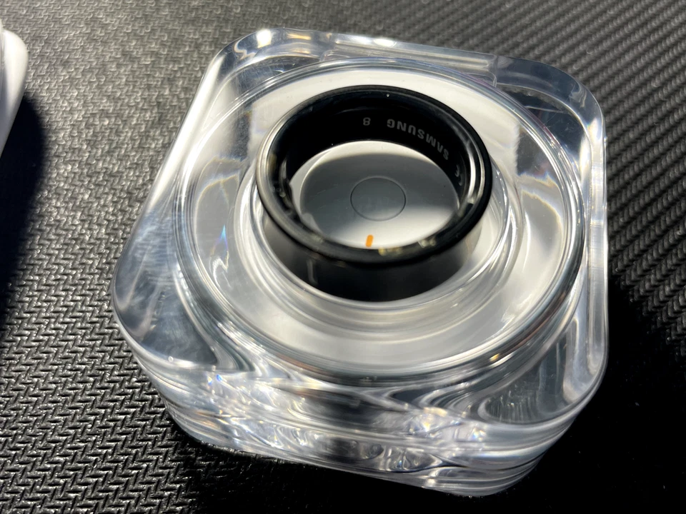 Anillo inteligente Samsung Galaxy titanio negro SM-Q503 Bluetooth tamaño 8 (F) Foto 1 de 4