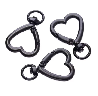 5x Karabiner Herzform Schwarz – DIY Zubehör für Schmuck & Schlüsselanhänger - Bild 1 von 2