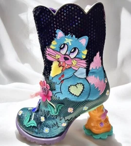 Size 9……..IRREGULAR CHOICE …….”Bad Bunny” Panda Bear Concept Heels. New w/Box - Picture 1 of 11