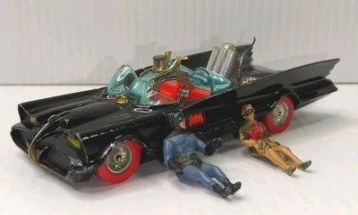 Batimóvil Corgi de colección con figuras neumáticos rojos variante proyecto de restauración diecast Foto 1 de 4