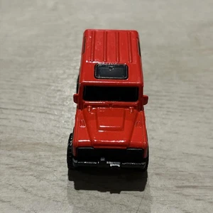2019 Hot Wheels Land Rover Defender Double Cab Die-Cast Red - Picture 1 of 5