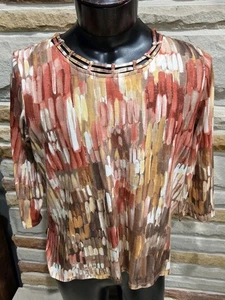Top para mujer Alfred Dunner. Talla M. Manga 3/4 Geométrica Multicolor - Imagen 1 de 7