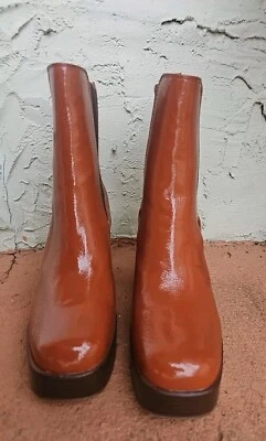 Circus Sam Edelman Womens Boots 9.5M Brown Chelsea 4 in Block Heel Mid Calf New - Imagem 1 de 4