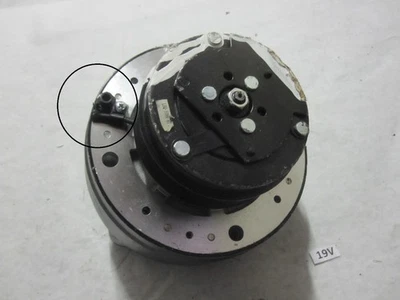 DAMAGED READ LISTING AC Compressor for Chevy C1500 C2500 & GMC C2500 - Image 1 of 4