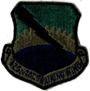 USAF 325th TACTICAL TRAINING WING MILITARY PATCH - Bild 1 von 1