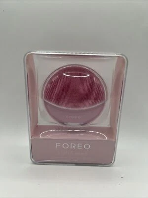 Foreo Luna 3 Mini ~ Smart Facial Cleansing & Firming Massage ~ Normal Skin - Image 1 of 2