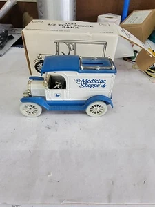 U2-71 ERTL 1:25 SCALE DIE CAST BANK - 1917 FORD 1/2ton trk the medicine shoppe - Picture 1 of 4