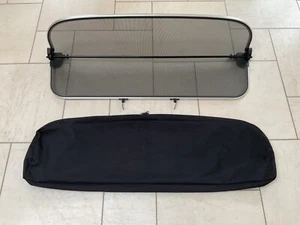 GENUINE JAGUAR XK XKR CONVERTIBLE BRUSHED ALUMINIUM WIND DEFLECTOR + BAG 2006-14 - Picture 1 of 3
