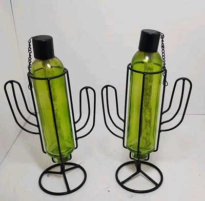 Пара настольных кактусов Tiki Torch зеленое стекло с черным металлическим держателем 2 - Изображение 1 из 4