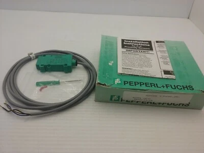 PEPPERL + FUCHS OB150-F6-E4 PHOTOELECTRIC SENSOR SWITCH 10-30V 100MA NIB - Image 1 of 4
