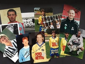 KONVOLUT signed 10x15 Photos + Autogrammkarten LIONELLO MANFREDONIA + UNBEKANNTE - Picture 1 of 4