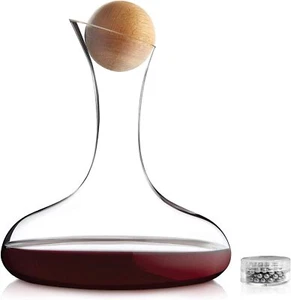 Glass Wine Decanter 1.8L Capacity Solid Oak Stopper & Stainless Cleaning Balls - Picture 1 of 9