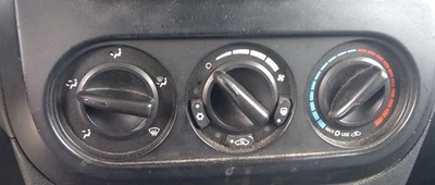 07 08 2009 Dodge Caliber control de temperatura con aire acondicionado Foto 1 de 4