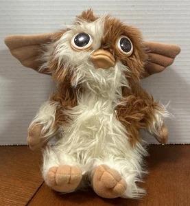 Gremlins Gizmo Hasbro Plush Mogwai Figure Squeaks 10" Plastic Face 1984 - Picture 1 of 8