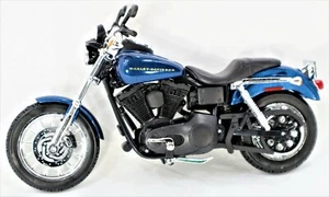 HARLEY DAVIDSON 2004 DYNA SUPER GLIDE SPORT SCALE 1:12 - Bild 1 von 5