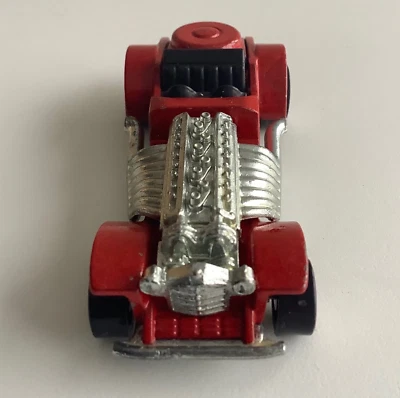 Hot Wheels Redline Sweet 16 errori di fabbrica blister smalto rosso HK 1970 bello - Immagine 1 di 4