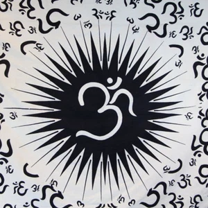 Batik colcha Om blanco y negro - Imagen 1 de 2