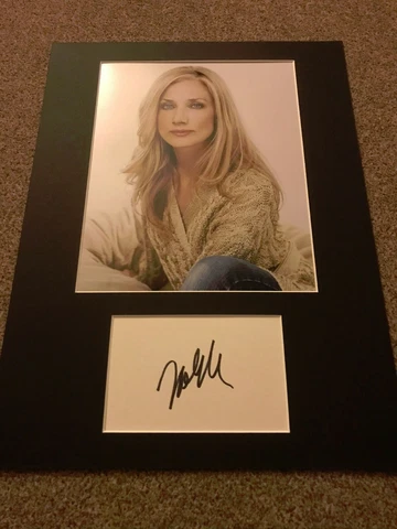 Joely Richardson autograph - signed card - Nip/Tuck - The Tudors Cover