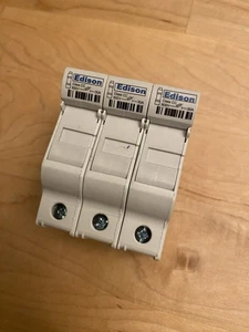 Edison EHCC3DU Fuse Holder 3 Pole 30A 600VAC for Class CC Fuse - Picture 1 of 3