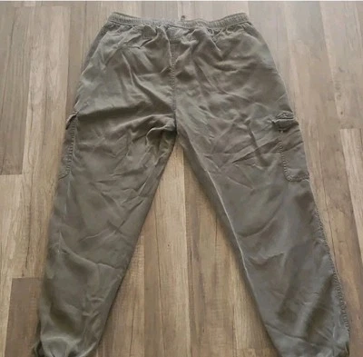 Pantalones de chándal cargo para mujer Mossimo tiro medio holgados oliva verde militar talla M Foto 1 de 4