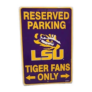 LSU Fans Only Parcheggio Insegna Metallo 12x8 Viola e Oro, Collage, Tiger, By Hangtime - Foto 1 di 3