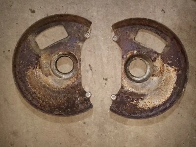 Placas de respaldo, escudos, para freno de disco delantero apto para Chevrolet C1500 1990 Foto 1 de 4