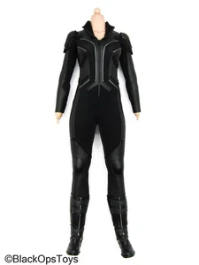 1/6 Scale Toy Black Widow - Natasha Romanov - Female Body w/Body Suit & Boots - Picture 1 of 7