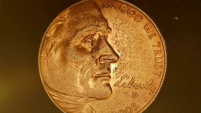 2005 D Lewis & Clark Nickel Bronze/Copper Toned Bad Annealed Clad Layer UNIQUE - Image 1 of 4