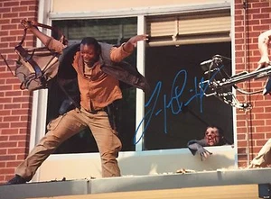 LAWRENCE GILLIARD SIGNED 11X14 PHOTO BOB THE WALKING DEAD TWD AUTO - Picture 1 of 1