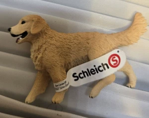 Schleich Golden Retriever Toy Dog Female Model 2.5 inch Figure Farm World 16395 - Picture 1 of 2