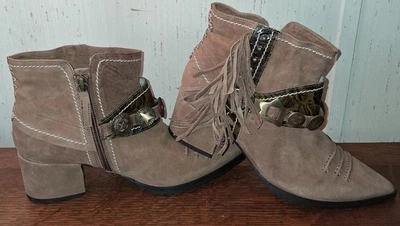 Donald J Pliner Nobuc Cepillado Western en el Tobillo Botines M085 8.5 B Foto 1 de 4