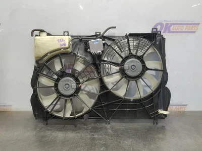 17 2017 LEXUS RX350 3.5L FAN AND FAN MOTOR ASSEMBLY WITH ENGINE COOLANT JUG - Image 1 of 4