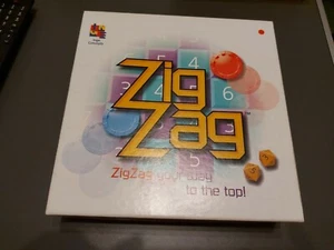 MB Games ZIG ZAG Vintage 1977 Board Game Strategy Game Complete Rare - Picture 1 of 3