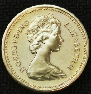 ** UK 1983 1 Pound coin - XF - Picture 1 of 2