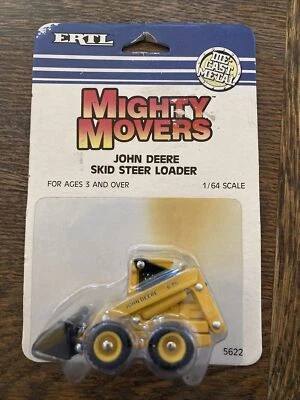 1989 Ertl 1/64 John Deere 675 Construction Skid Steer Loader #5622 - Image 1 of 4