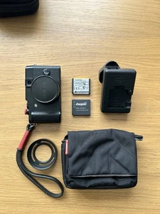 Fujifilm x Series X10 - Fantastic Condition - Picture 1 of 7
