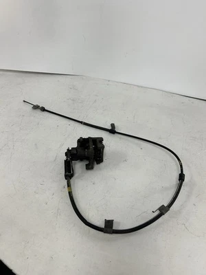 Pinza de freno trasera derecha del lado del pasajero Lexus CT200H 2011-2017 con cable OEM Foto 1 de 4