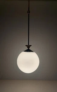 Lampada a Sospensione anni '50 in ottone e vetro - Foto 1 di 24