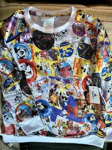 Sudadera Disney SM 4/5, ¡Nueva con etiqueta de $35 adjunta! Muy diferente, muy suave✨ - Imagen 1 de 7