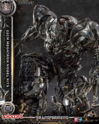 Transformers Figur Megatron - Bild 1 von 4