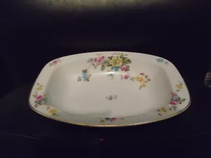 VINTAGE TK THUN CZECHOSLOVAKIA FLORAL PATTERN OVAL VEGETABLE BOWL - Picture 1 of 2