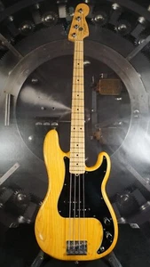 Fender FSR American Standard Hand-Stained Ash Precision Bass 2012 - Picture 1 of 23