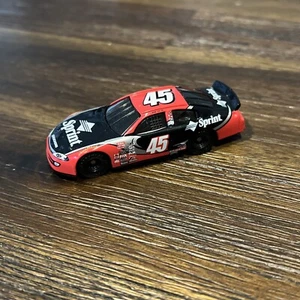 2002 NASCAR #45 KYLE PETTY SPRINT 1:64 Diecast Car General Mills Cereal Promo - Picture 1 of 7